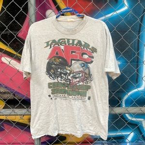 Vintage 90s Patriots Vs Jaguars Shirt